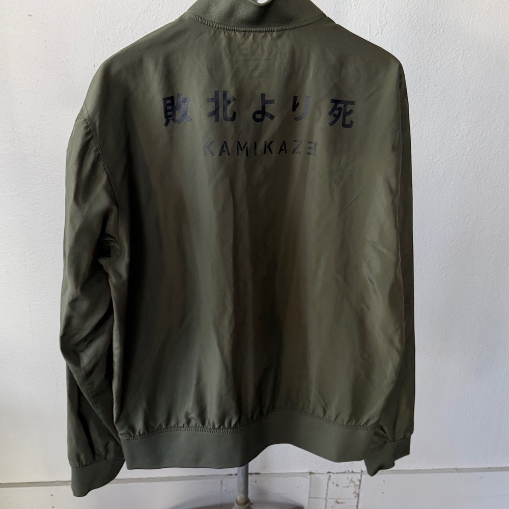 EMINEM Kamikaze Album Jacket Size XL - Picture 4 of 5